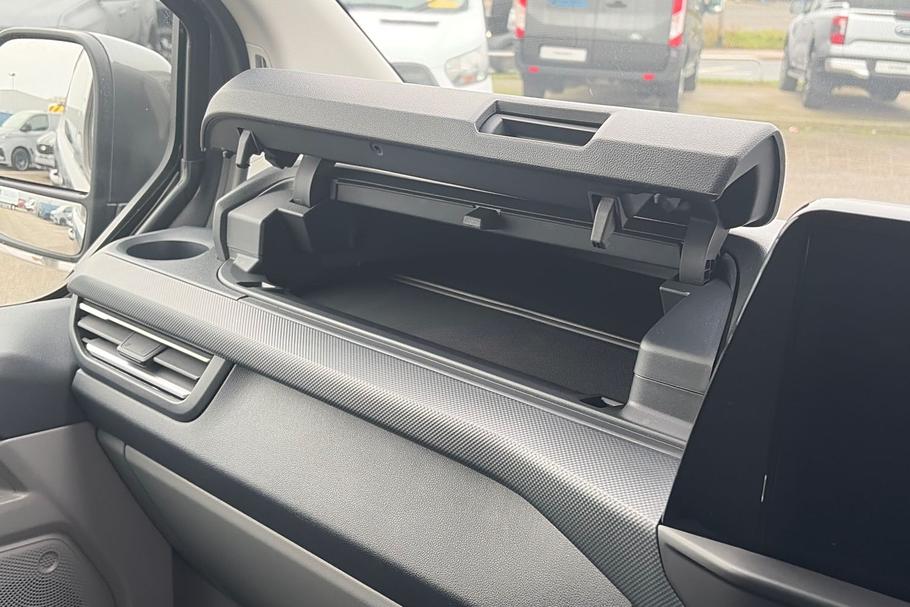 Used Ford TRANSIT CUSTOM 28