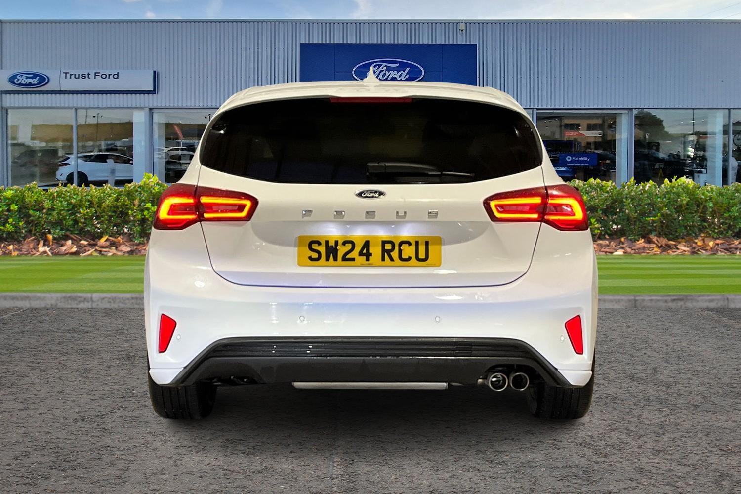 Ford FOCUS Photo 6