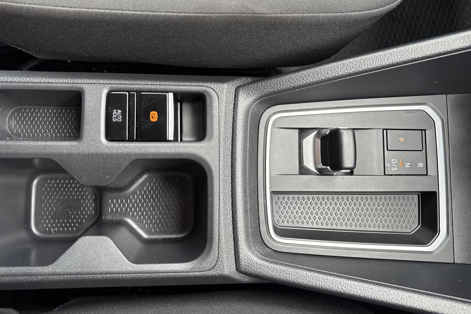 Ford TRANSIT CONNECT Photo 21
