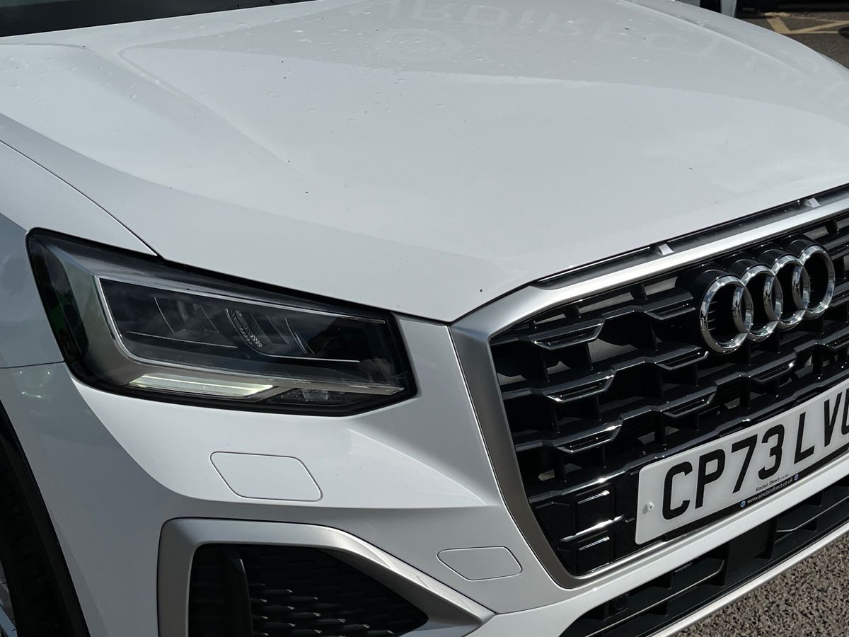 Audi Q2 Photo 17