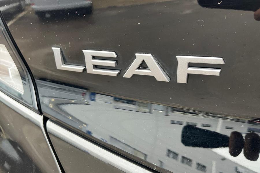 Nissan LEAF Photo autoimg-801bfe4c4e13626153dfc349dd5f01b62d06a077.jpg