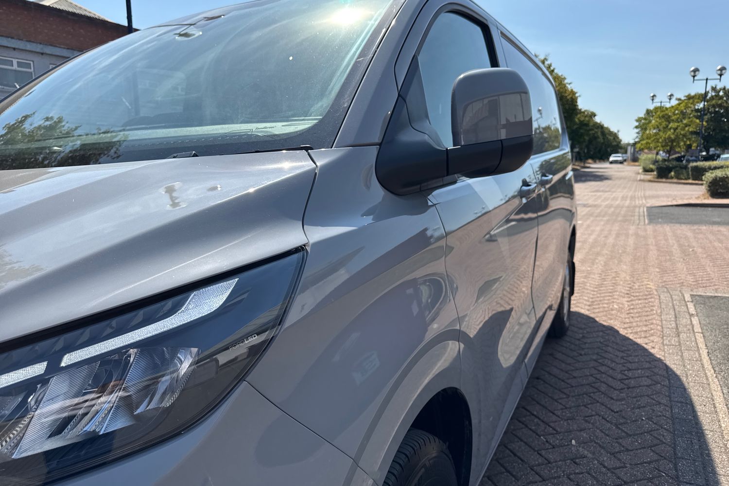 Ford E-TRANSIT CUSTOM Photo 25