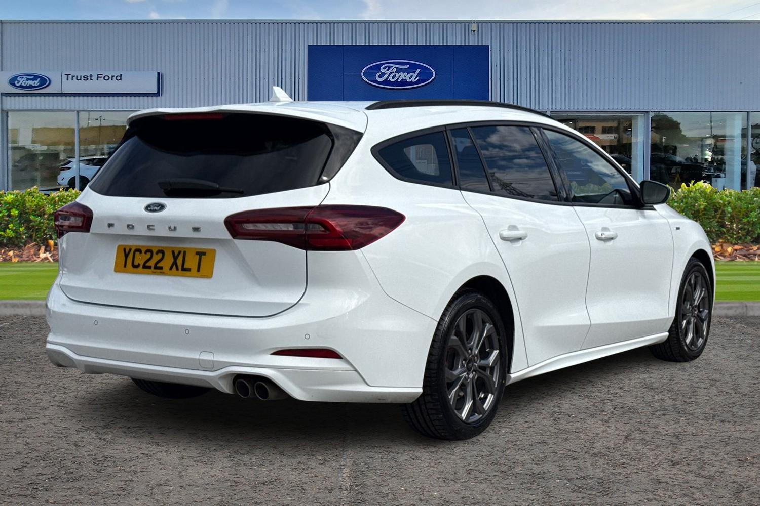 Ford FOCUS Photo 3