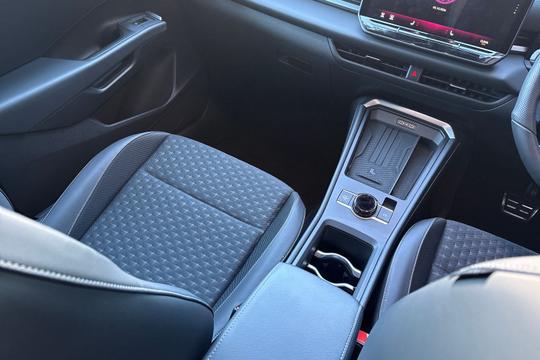 Volkswagen T-roc Photo autoimg-80225537e690523dee41b001c57a76e535e63ce4.jpg