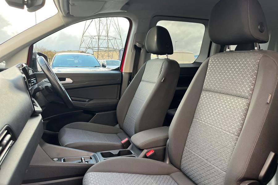 Ford Tourneo Connect Photo autoimg-802af9baf2af0d0b216fa768fe03a85c99d3a775.jpg