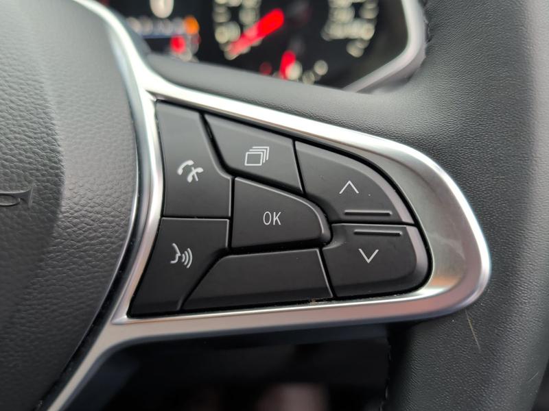 Used Renault Captur ST72AKN 36