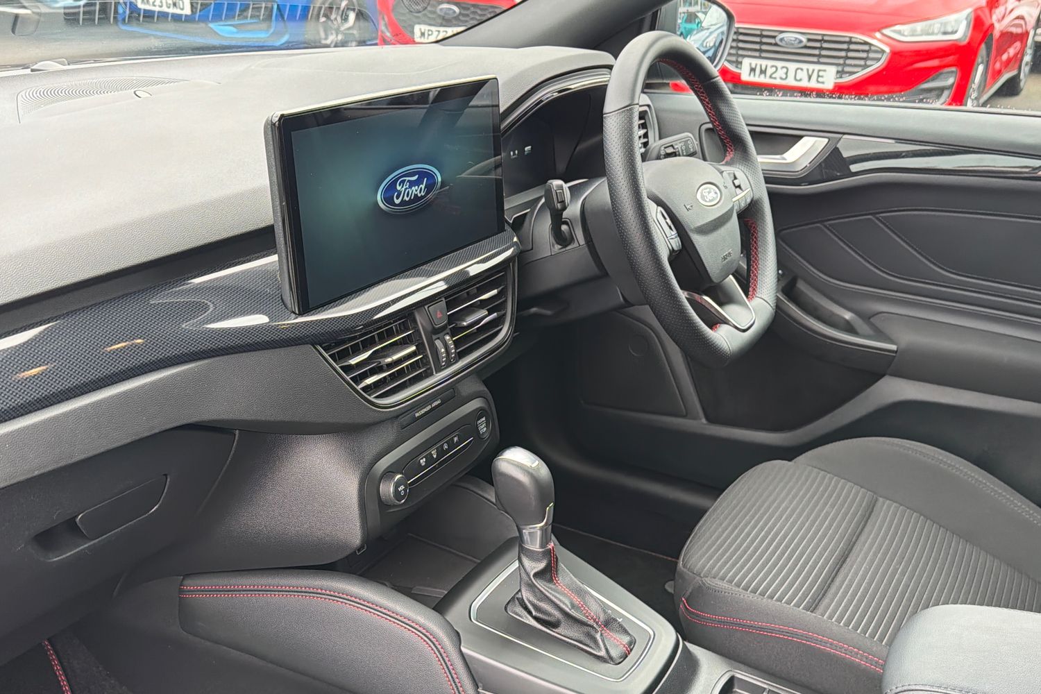 Ford Focus Photo 17