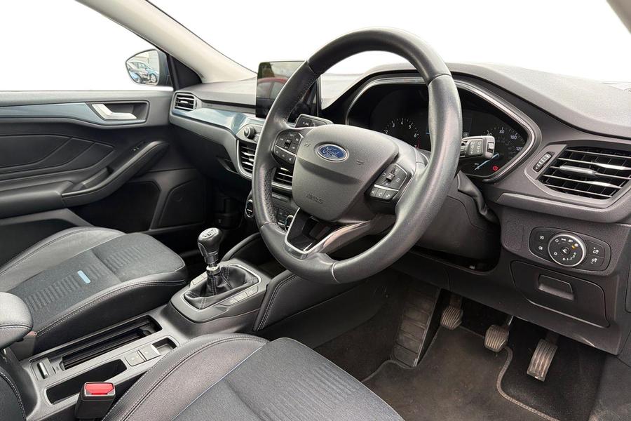 Ford FOCUS Photo autoimg-803351dbdbdf821fa3c688945203ac9ca03814bb.jpg