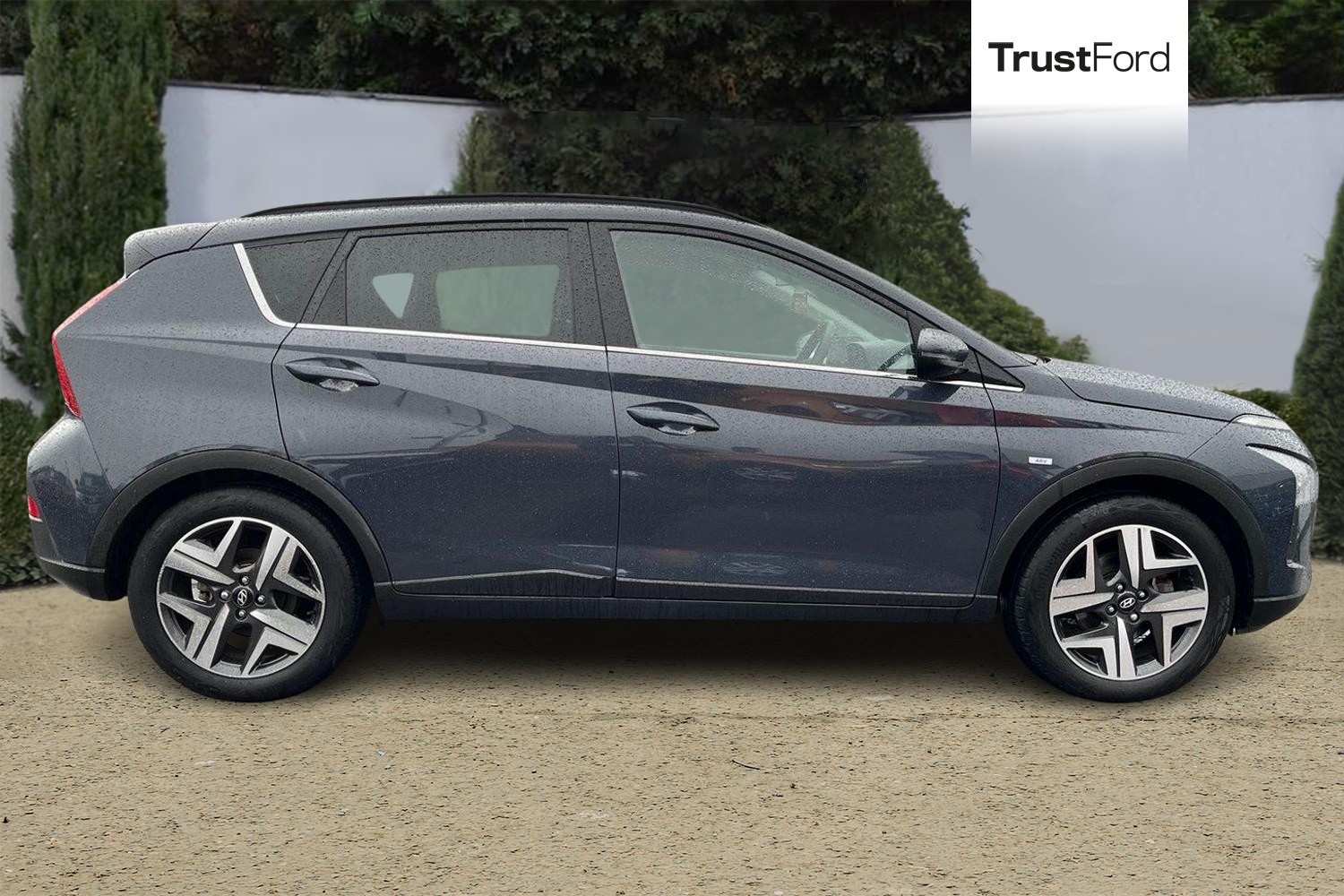 Hyundai BAYON Photo 2