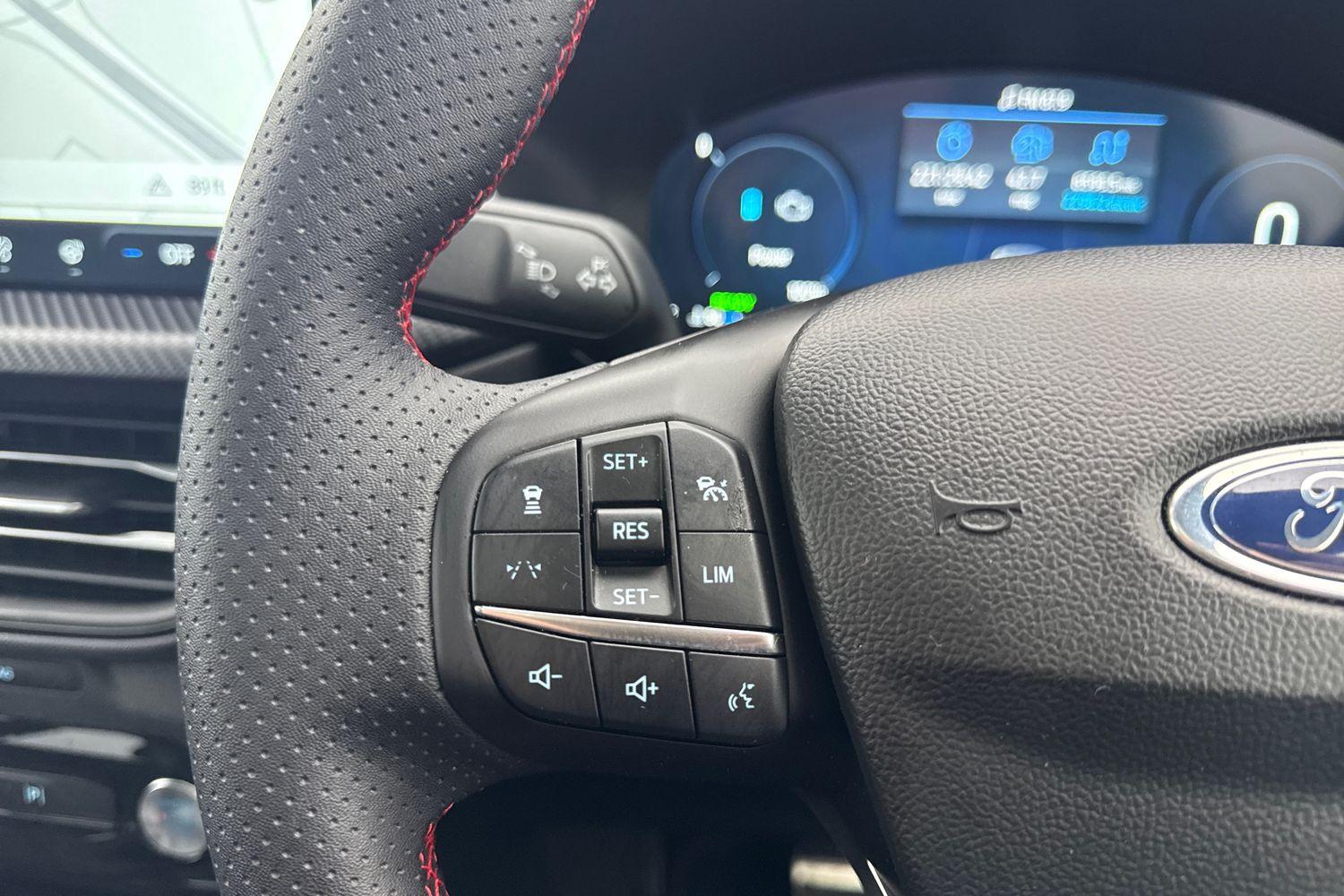 Ford KUGA Photo 29