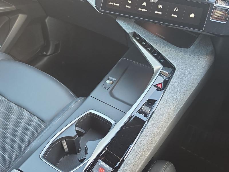 Used Peugeot 3008 LR24BHL 25