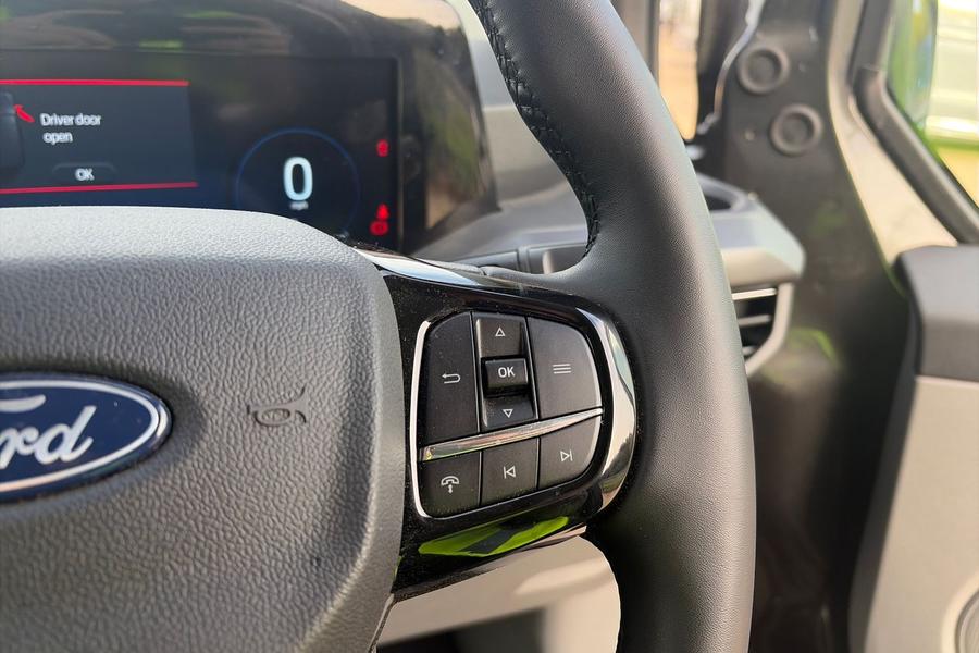 Ford TOURNEO CUSTOM Photo autoimg-80371520dc954752204743ffb86632cf8b6e628c.jpg