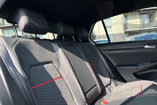 Volkswagen Golf Photo autoimg-8038e5386bde6297213dcd78149c05b4c647c1b8.jpg