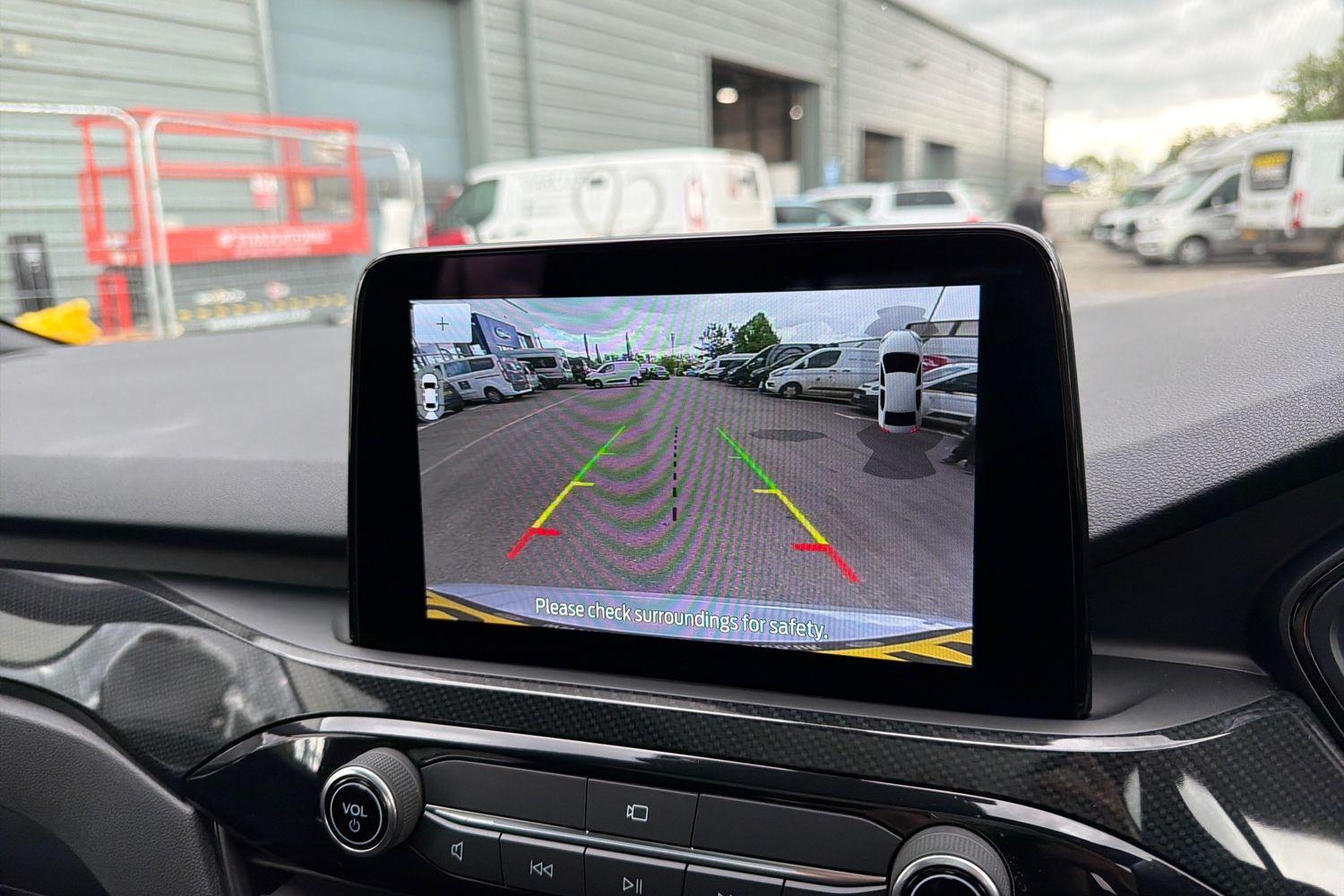 Ford KUGA Photo 38
