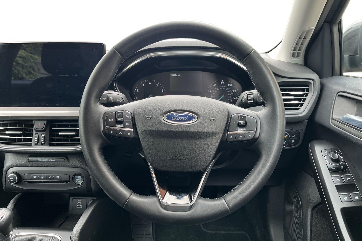 Ford FOCUS Photo 10