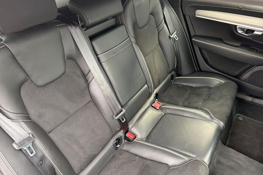 Volvo V90 Photo autoimg-803b471c2f3e674a205f6f0ca261a75e557c9e8f.jpg