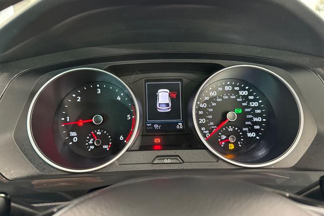 VOLKSWAGEN Tiguan Photo 15