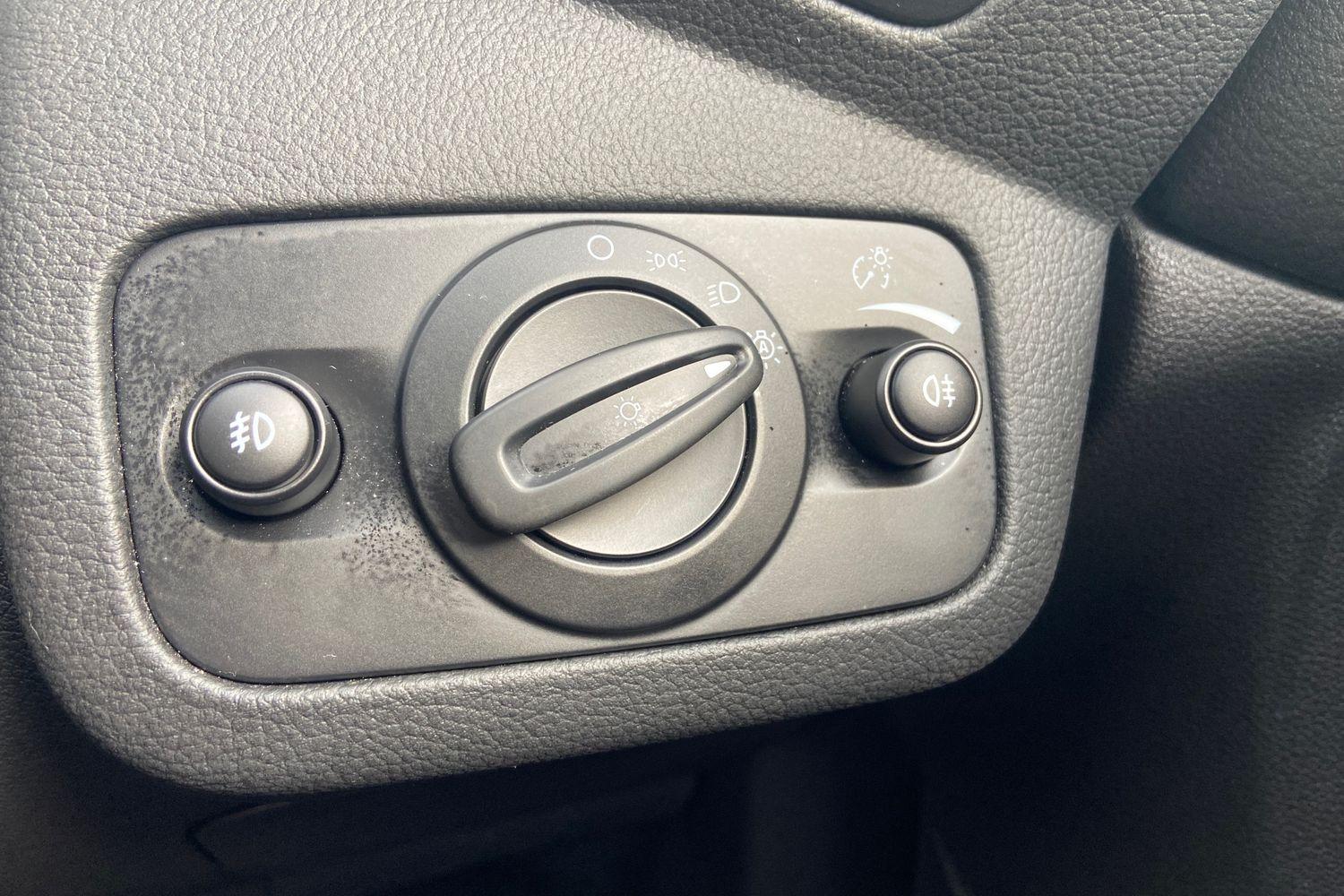 Ford KUGA Photo 28