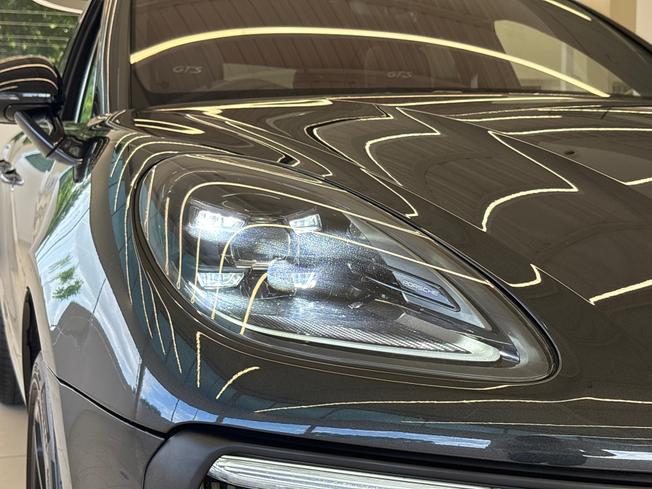 PORSCHE Macan Photo 21
