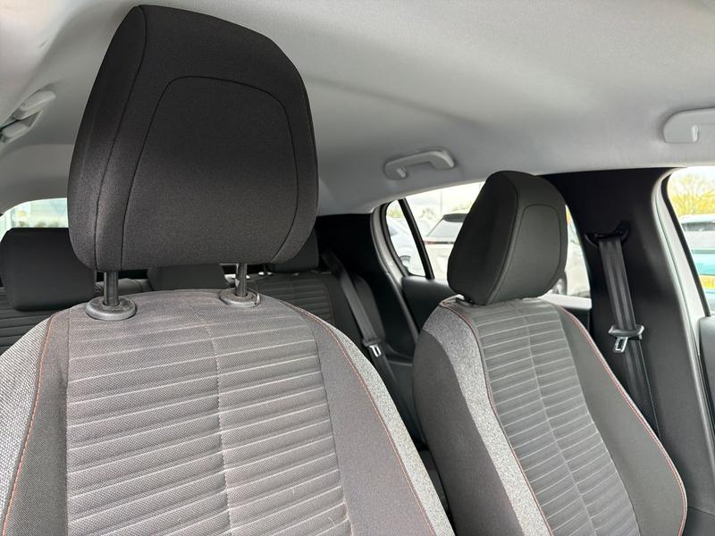 Used Peugeot 208 NV72GXS 34