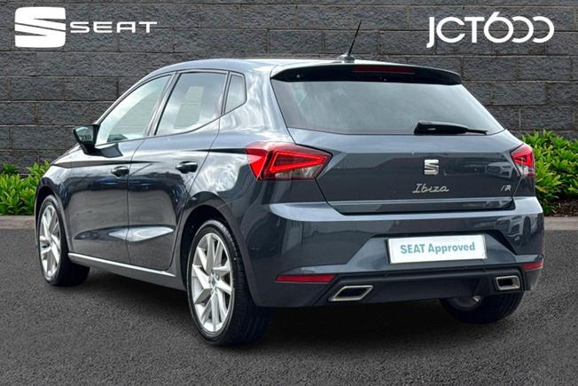 SEAT Ibiza Photo 3