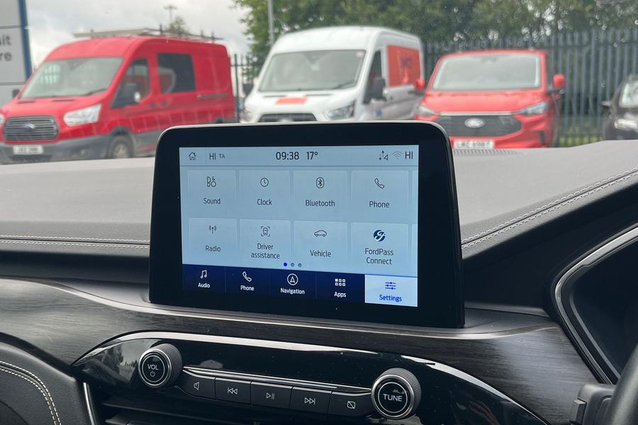 Ford KUGA Photo autoimg-805261e082bb71807296ce8abff055414a1c7ede.jpg