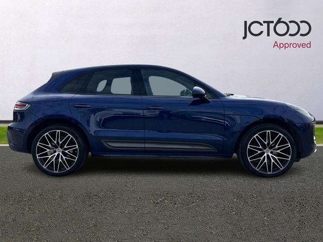 PORSCHE Macan Photo 4