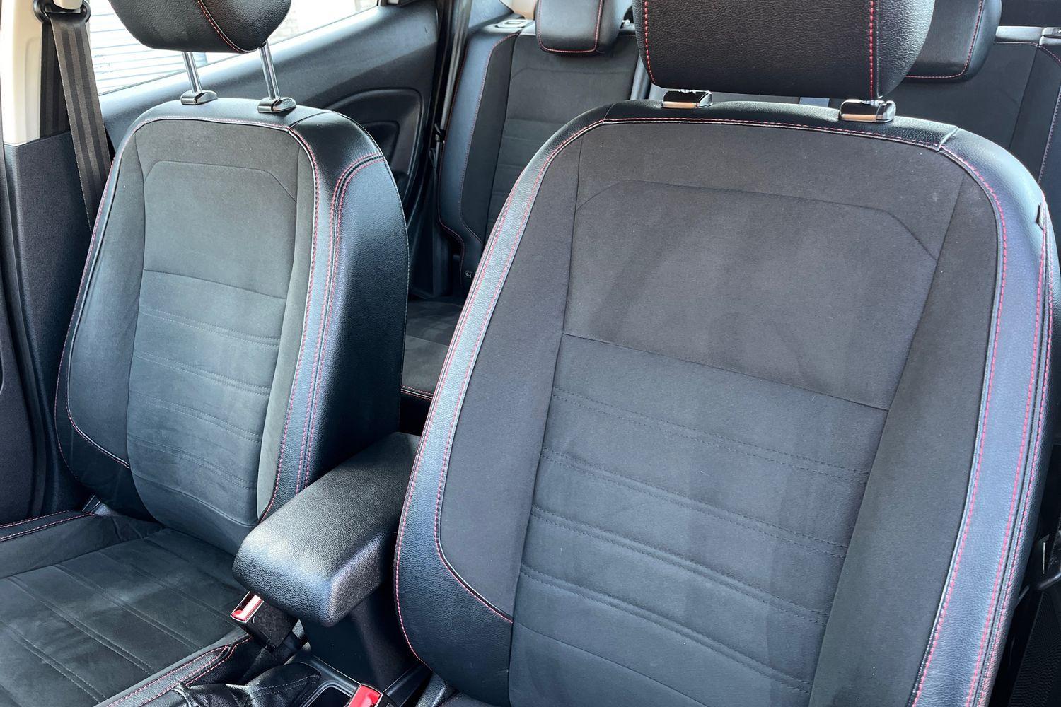 Ford ECOSPORT Photo 18