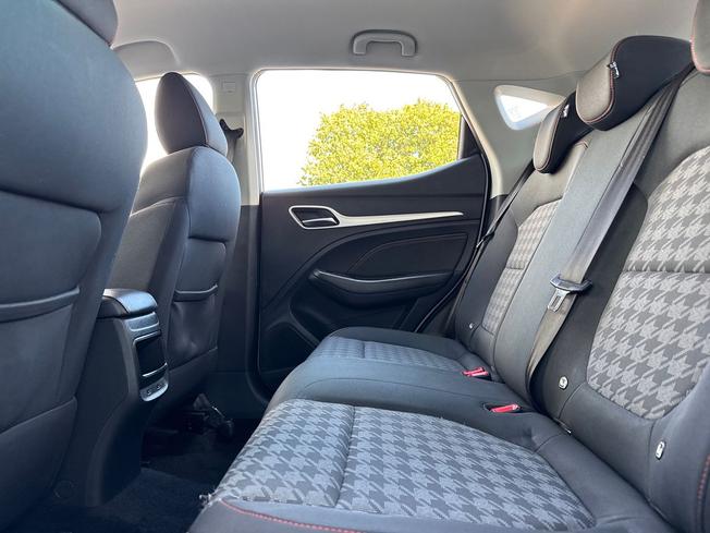 MG MG ZS Photo 41
