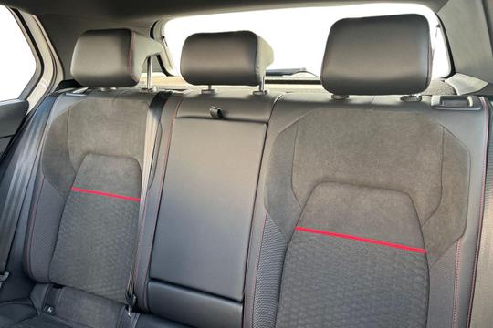 Volkswagen Golf Photo autoimg-8062fdedd26b09757e1baaa083f85dae6a39e581.jpg