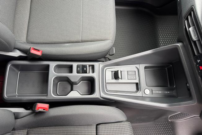 VOLKSWAGEN Caddy Maxi Photo 42