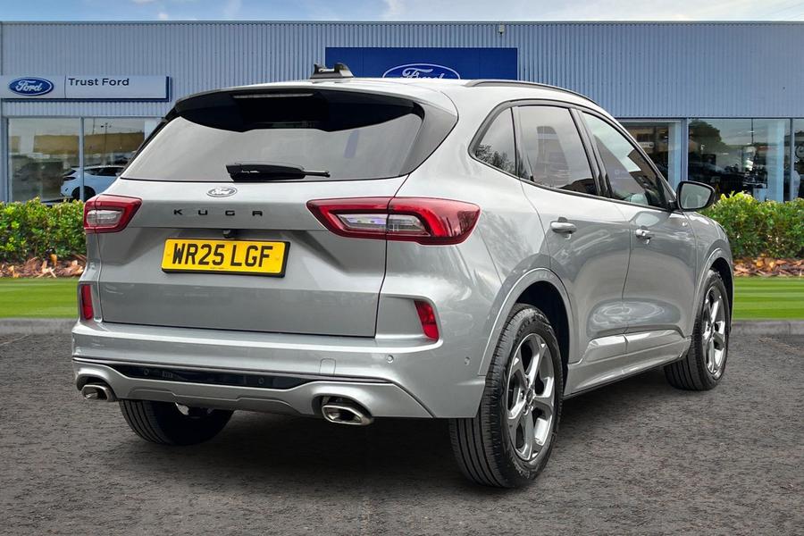 Ford Kuga Photo autoimg-80651538bc46592a68528d321aa992e835355142.jpg