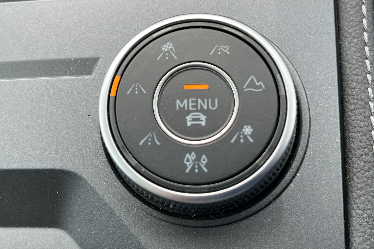 Volkswagen TOUAREG Photo 31