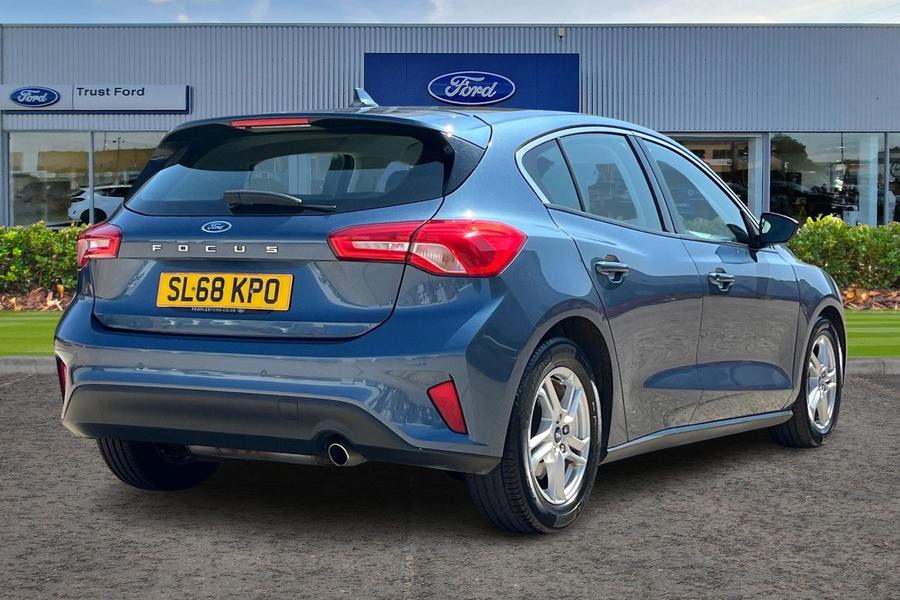 Ford Focus Photo autoimg-806ac2b1fbc45cf3706b5760e320ca63f30f4f52.jpg