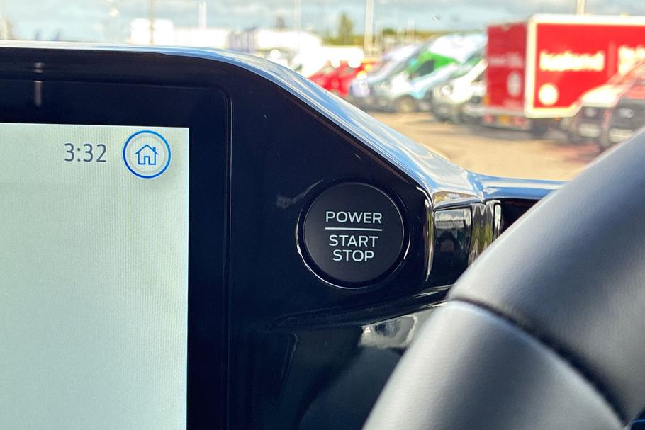 Used Ford TRANSIT CUSTOM SW26GWN 19