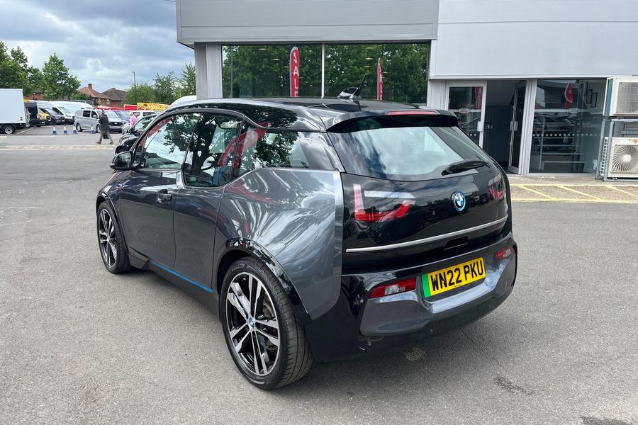 BMW I3 Photo autoimg-806ea2a68ae53b88e4c8b5f7d200ee7c40bebc9a.jpg