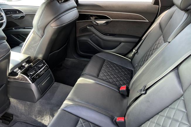 Audi A8 Photo 44