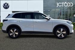 VOLKSWAGEN Tiguan Photo 4