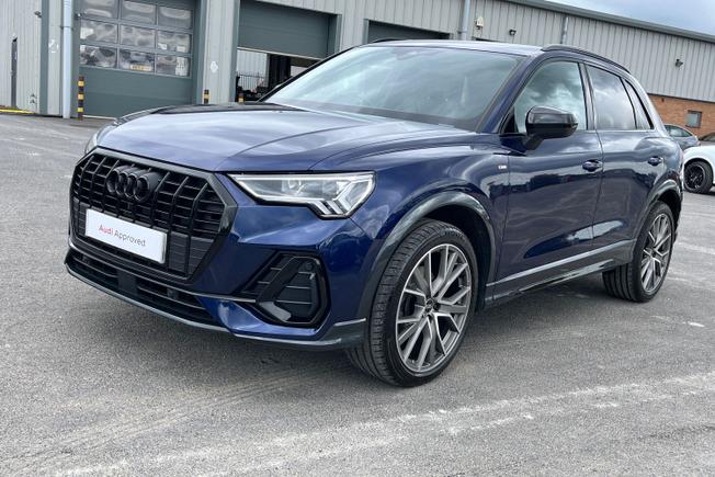 AUDI Q3 Photo 26
