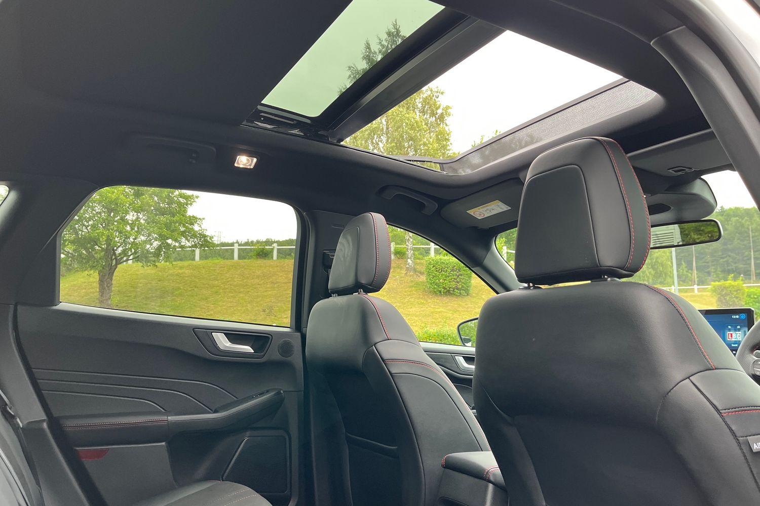 Ford KUGA Photo 22