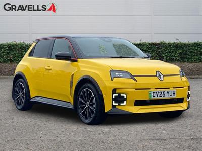 Used 2025 Renault 5 comfort range 52kWh iconic five Hatchback 5dr Electric Auto (150 ps) Pop Ylw Blk+Rd at Gravells