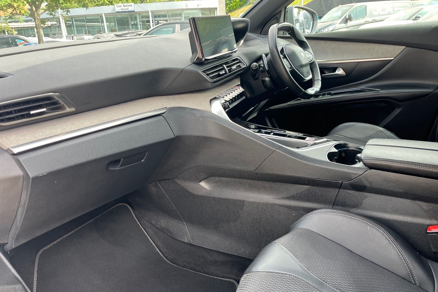 Peugeot 5008 Photo 17