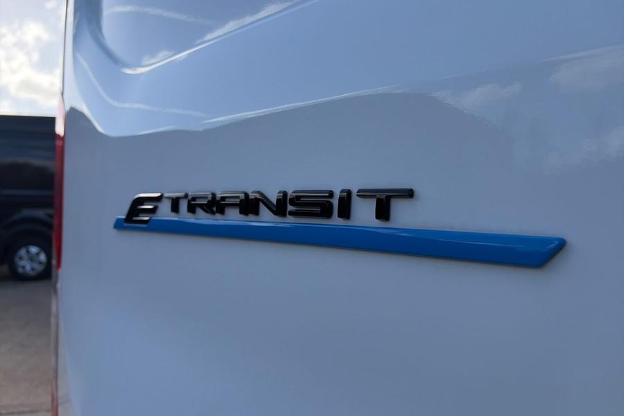 Ford E-TRANSIT Photo autoimg-8081ef097f6613ac564d499b43cae17237fbf5b8.jpg