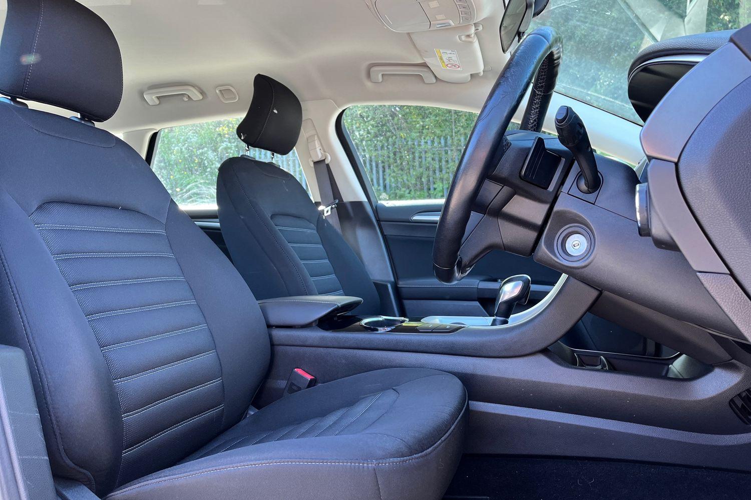 Ford Mondeo Photo 16