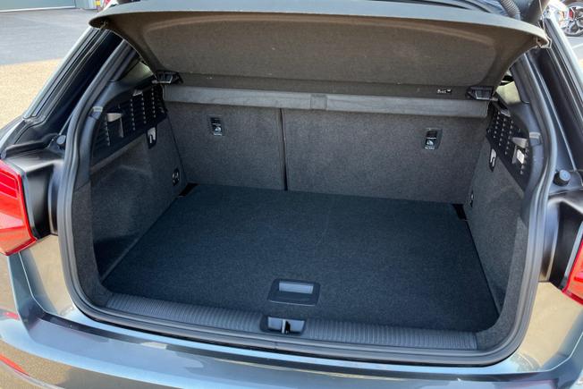 Audi Q2 Photo 12