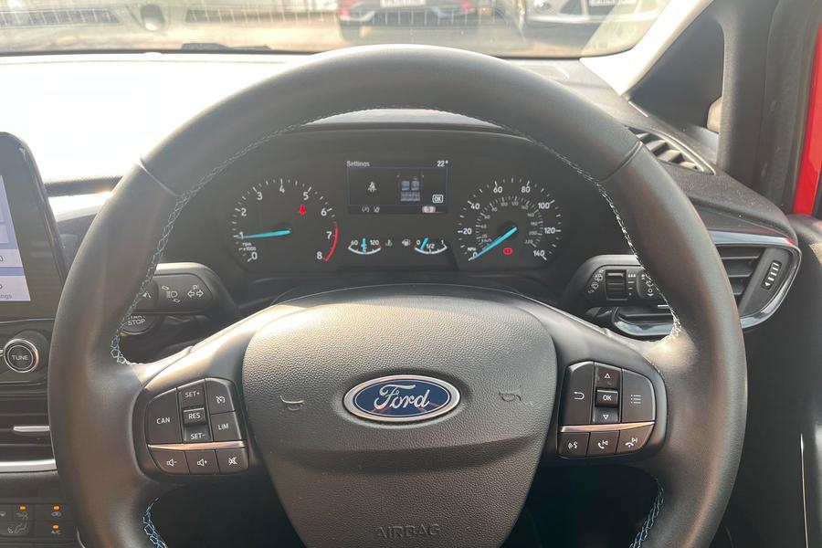 Ford FIESTA Photo autoimg-808c7dd2f74edb874de62130ff3ea758f1e82afa.jpg