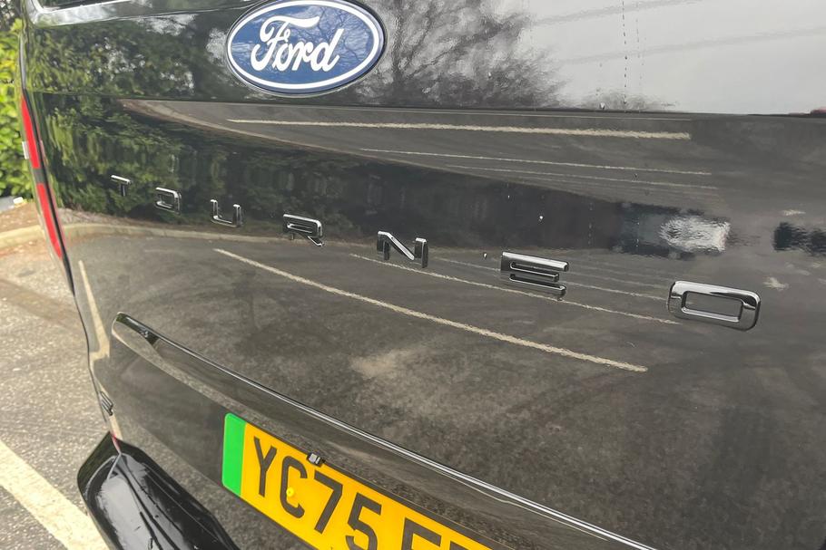 Used Ford E-TOURNEO CUSTOM 19