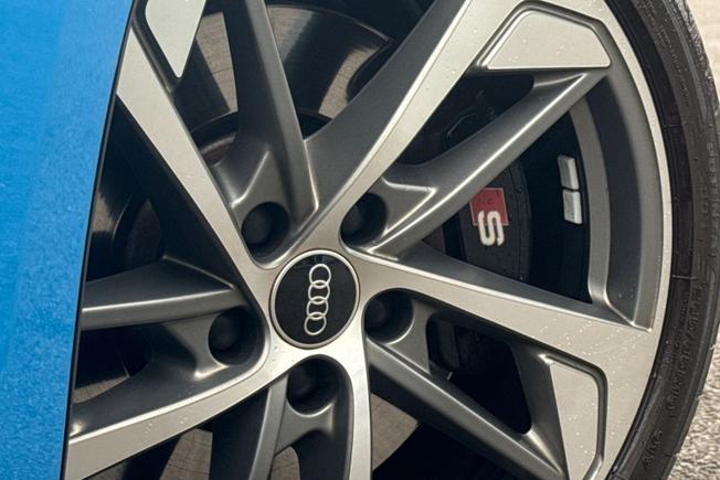 AUDI S3 Photo 49