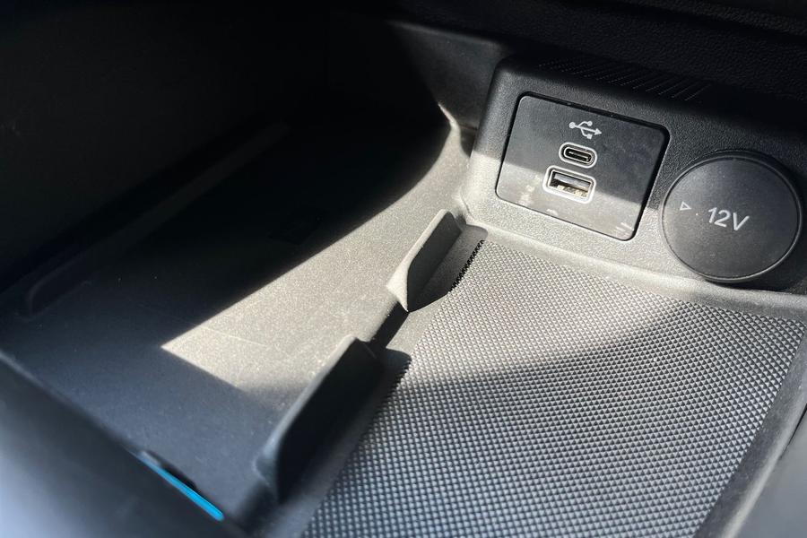 Ford FOCUS Photo autoimg-808efde56ec39145635eb2469b468950e7dce937.jpg