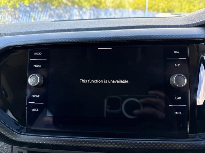 VOLKSWAGEN T-Cross Photo 35